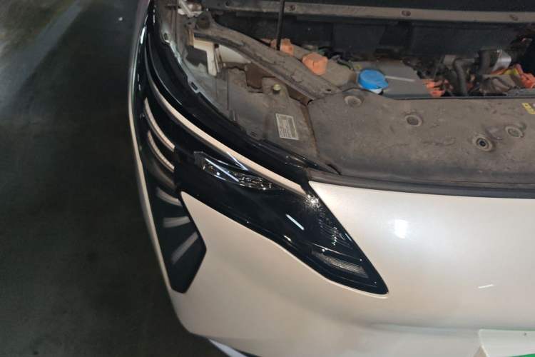 Used AION Y 2022 Plus 70 Enjoy Edition Right Front Headlight