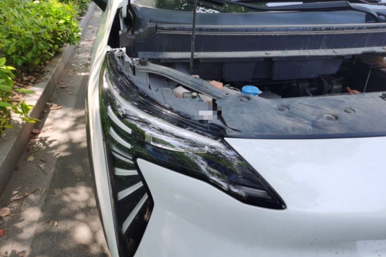 Used AION Y 2022 Plus 70 Enjoy Edition Right Front Headlight
