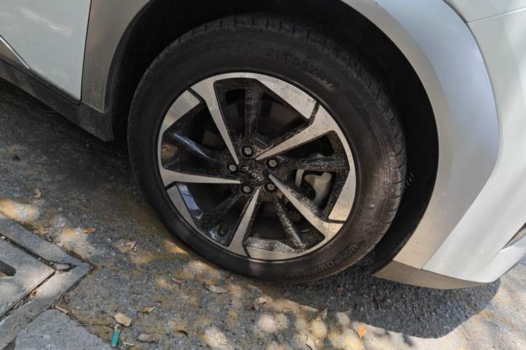 Used AION Y 2022 Plus 70 Smart Edition Right Front Wheel Hub