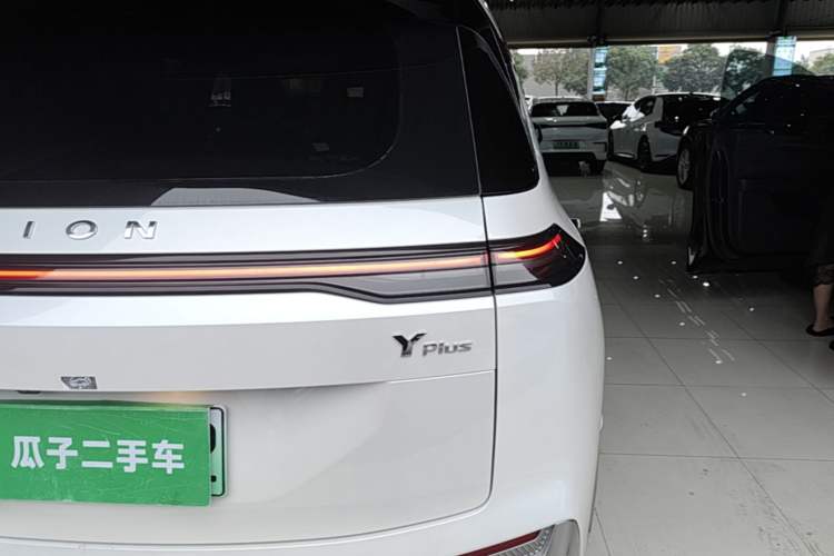 Used AION Y 2022 Plus 70 Enjoy Edition Right Rear Taillight