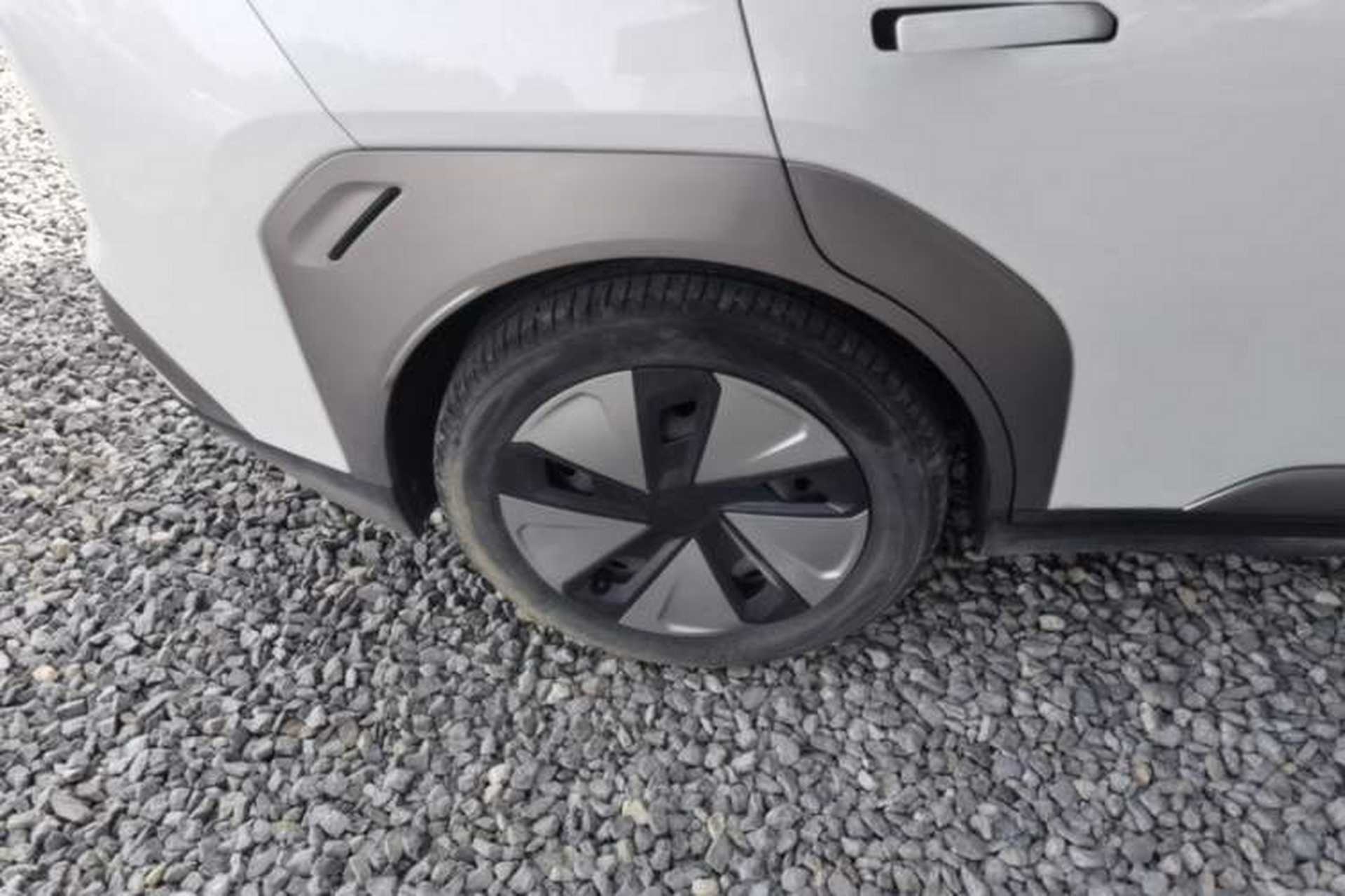 Used AION Y 2022 Plus 70 Enjoy Edition Right Rear Wheel Hub