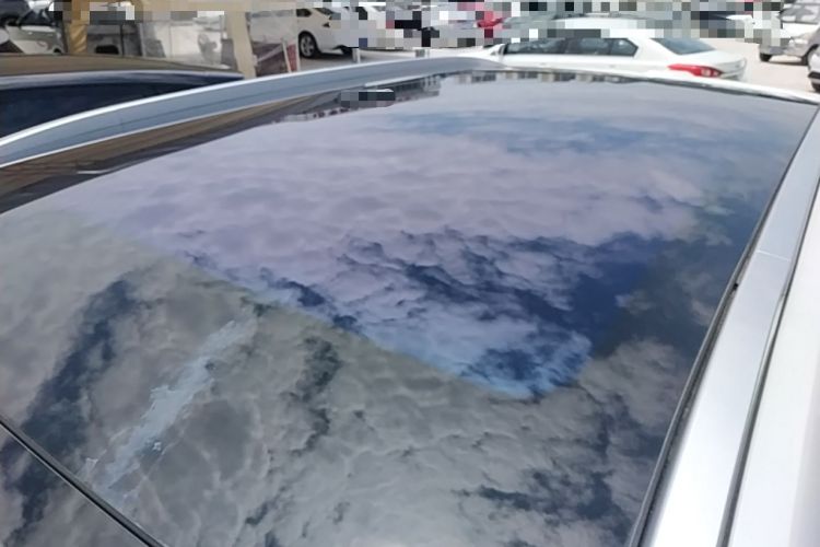 Used AION Y 2022 70 Intelligent Edition Lithium Iron Phosphate Roof
