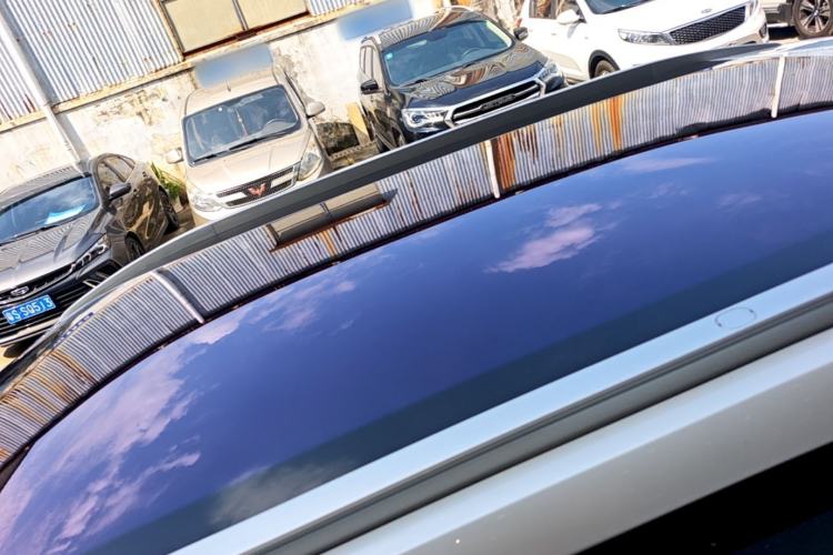 Used AION Y 2022 Plus 70 Smart Edition Roof