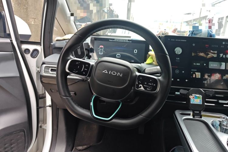 Used AION Y 2022 Plus 70 Smart Edition Steering Wheel