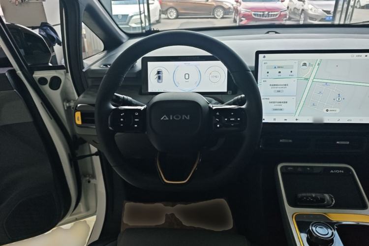 Used AION Y 2022 70 Intelligent Edition Lithium Iron Phosphate Steering Wheel