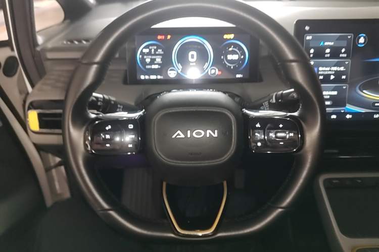 Used AION Y 2022 70 Enjoyment Edition Lithium Iron Phosphate Steering Wheel