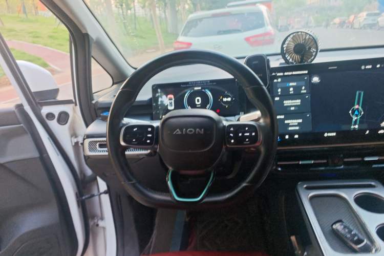 Used AION Y 2022 Plus 70 Enjoy Edition Steering Wheel