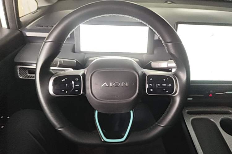 Used AION Y 2022 Plus 70 Enjoy Edition Steering Wheel