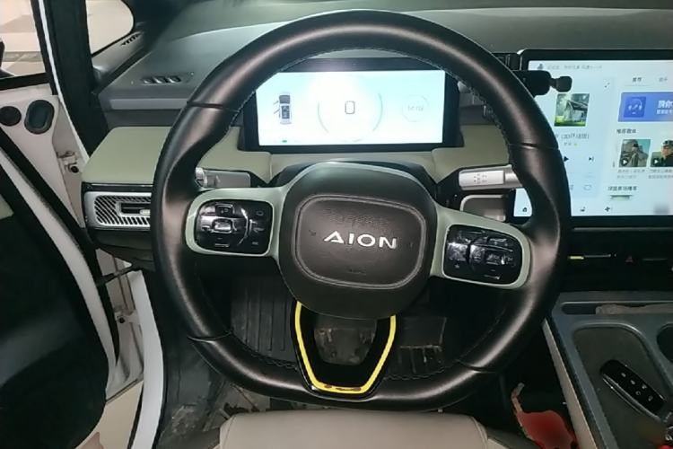 Used AION Y 2022 Plus 70 Smart Edition Steering Wheel