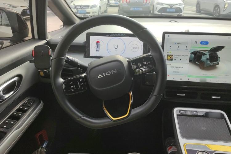 Used AION Y 2022 70 Enjoyment Edition Lithium Iron Phosphate Steering Wheel