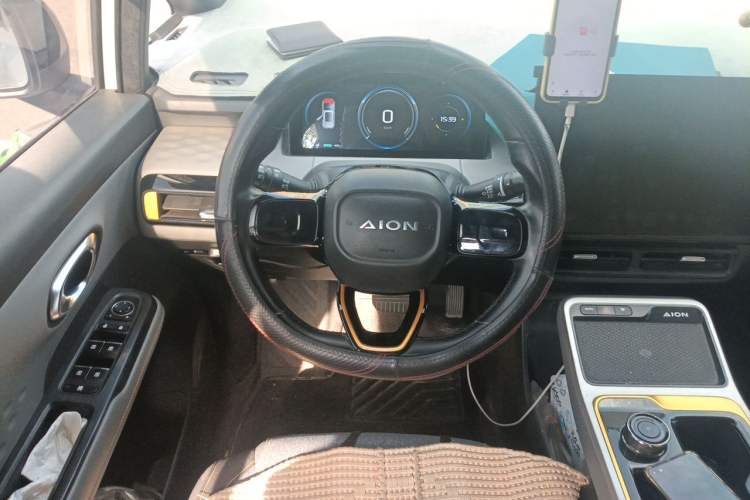 Used AION Y 2022 70 Enjoyment Edition Lithium Iron Phosphate Steering Wheel
