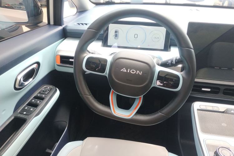 Used AION Y 2022 70 Intelligent Edition Lithium Iron Phosphate Steering Wheel