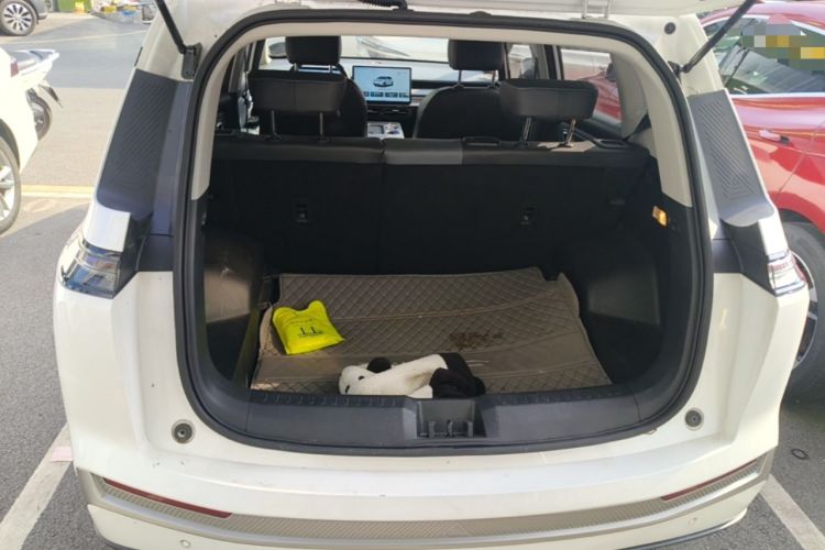Used AION Y 2022 Plus 70 Smart Edition Trunk