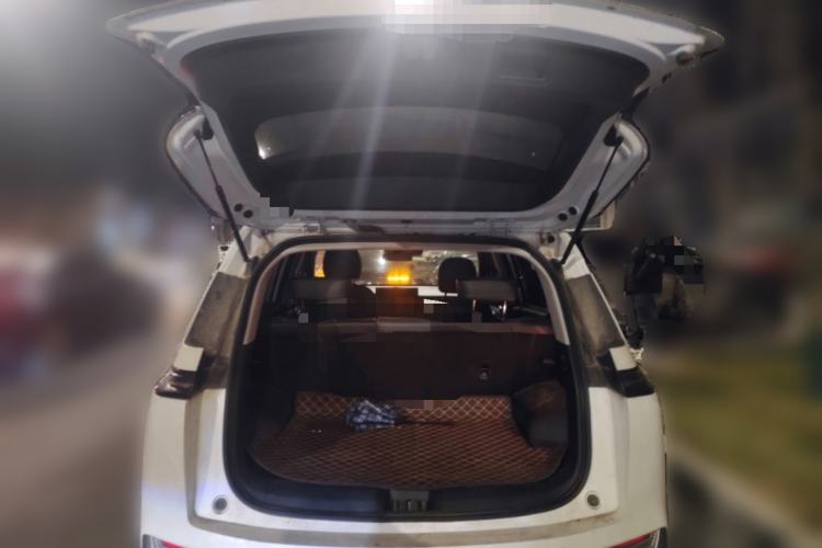 Used AION Y 2022 Plus 70 Smart Edition Trunk