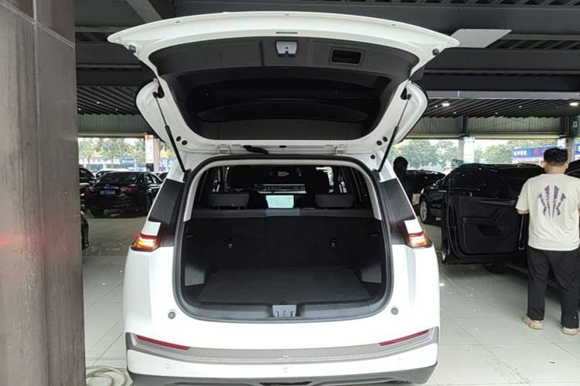 Used AION Y 2022 Plus 70 Enjoy Edition Trunk