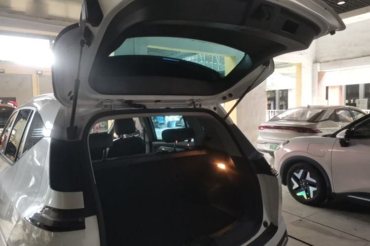 Used AION Y 2022 Plus 70 Smart Edition Trunk
