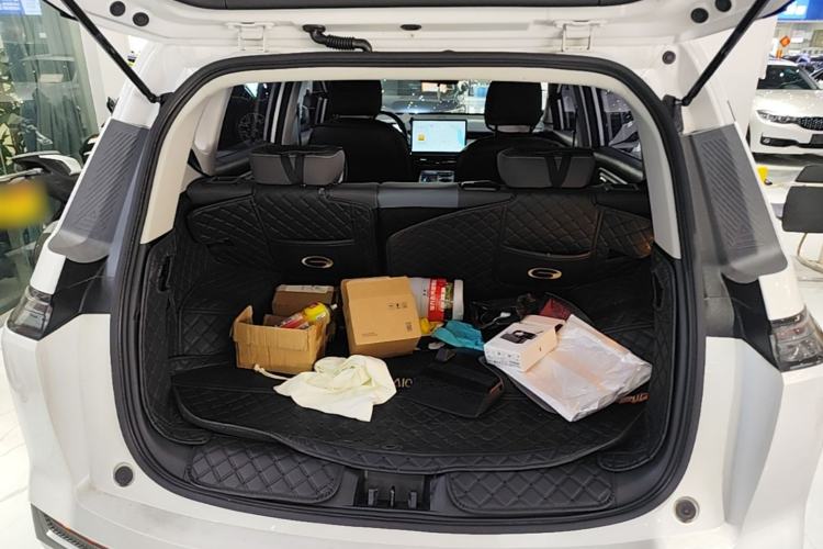 Used AION Y 2022 Plus 70 Enjoy Edition Trunk