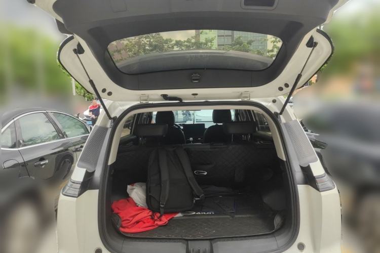 Used AION Y 2022 Plus 70 Smart Edition Trunk