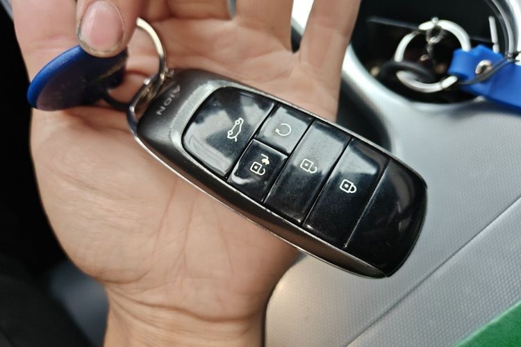 Used AION Y 2022 Plus 70 Smart Edition Vehicle Key
