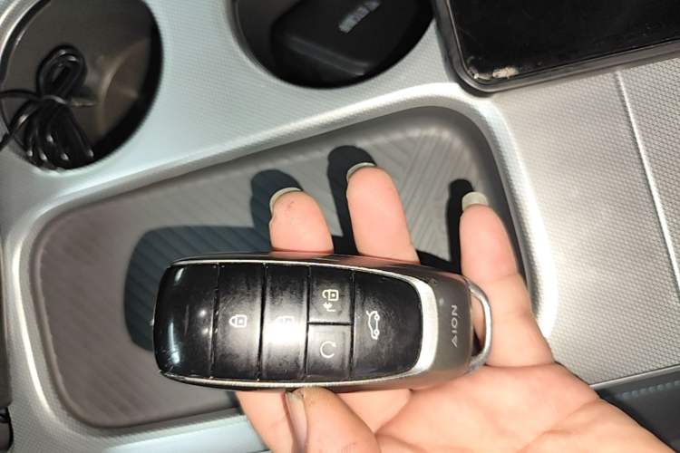 Used AION Y 2022 Plus 70 Smart Edition Vehicle Key