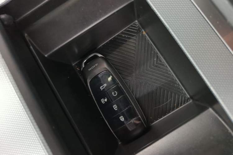 Used AION Y 2022 Plus 70 Smart Edition Vehicle Key