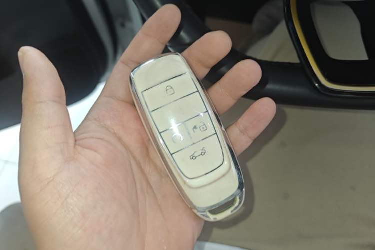 Used AION Y 2022 70 Intelligent Edition Lithium Iron Phosphate Vehicle Key
