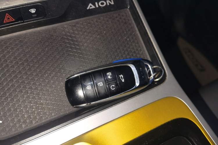 Used AION Y 2022 70 Intelligent Edition Lithium Iron Phosphate Vehicle Key