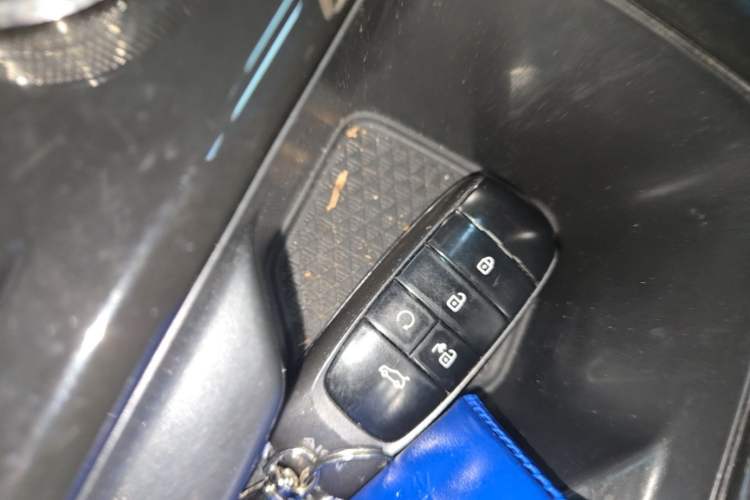 Used AION Y 2022 70 Enjoyment Edition Lithium Iron Phosphate Vehicle Key