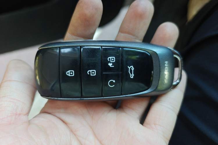 Used AION Y 2022 Plus 70 Smart Edition Vehicle Key