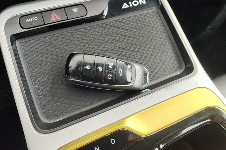 Used AION Y 2022 70 Intelligent Edition Lithium Iron Phosphate Vehicle Key