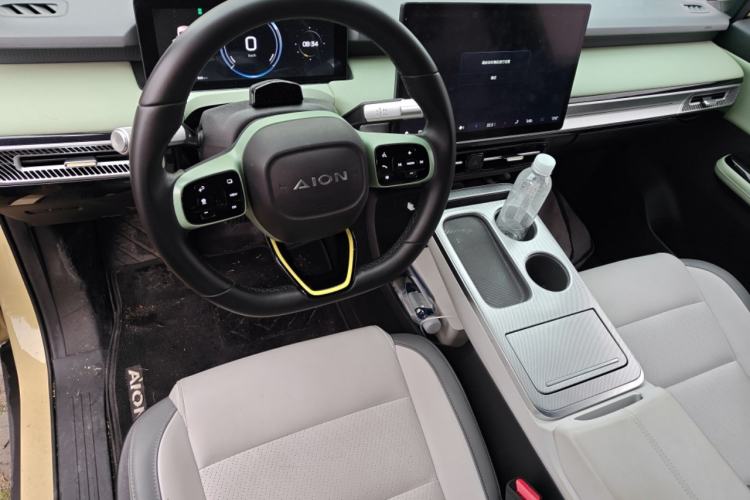Used AION Y 2022 Plus 80 Intelligent Driving Edition Center Console