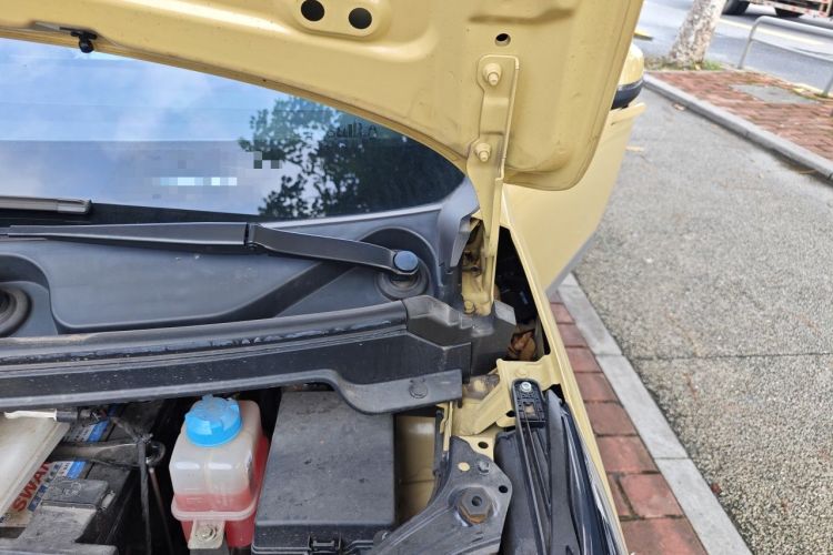 Used AION Y 2022 Plus 70 Enjoy Edition Engine Bay Left
