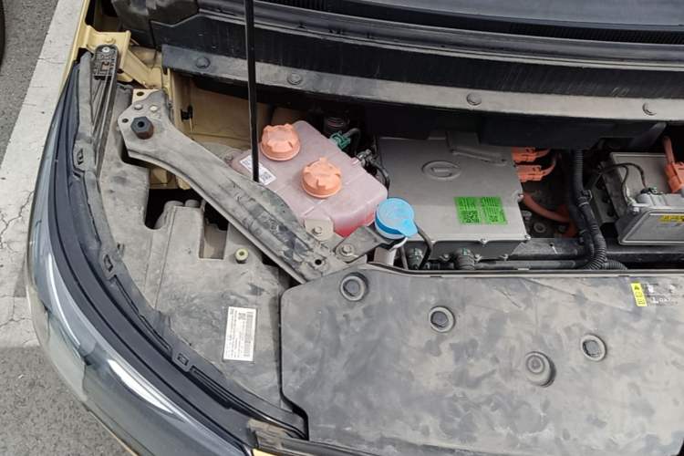 Used AION Y 2022 Plus 70 Tech Edition Engine Bay Right