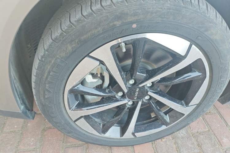 Used AION Y 2022 Plus 70 Smart Edition Exterior 1