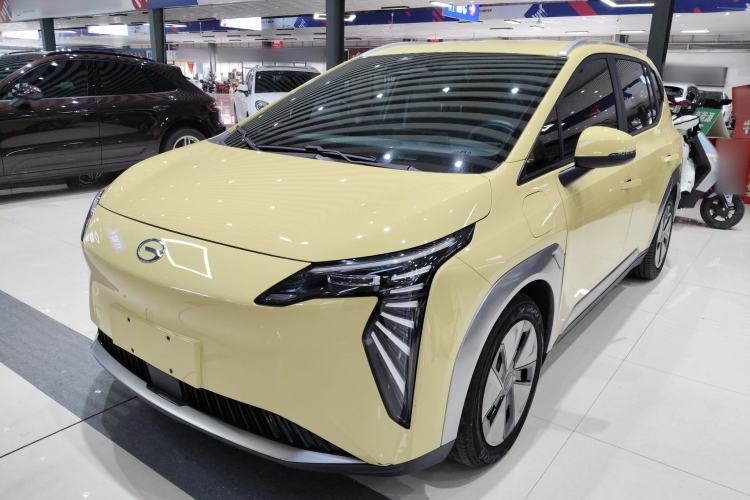 Used AION Y 2022 Plus 70 Enjoy Edition Front Left 45 Deg