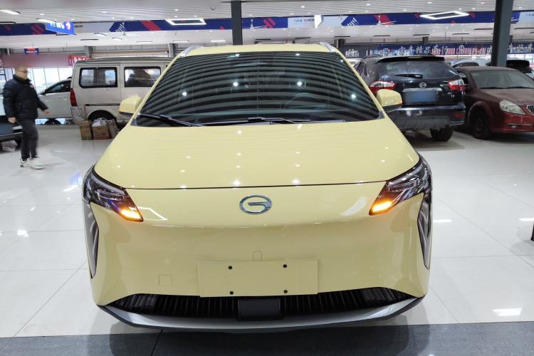 Used AION Y 2022 Plus 70 Enjoy Edition Front