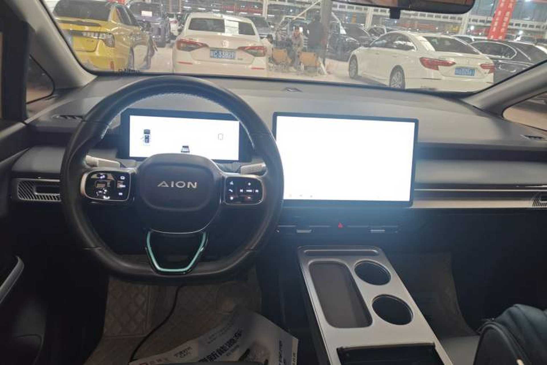 Used AION Y 2022 Plus 70 Smart Edition Gear Lever