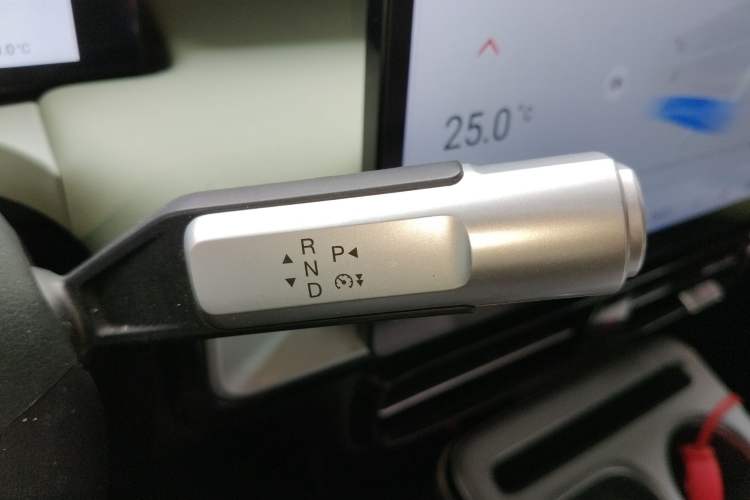 Used AION Y 2022 Plus 80 Intelligent Driving Edition Gear Lever
