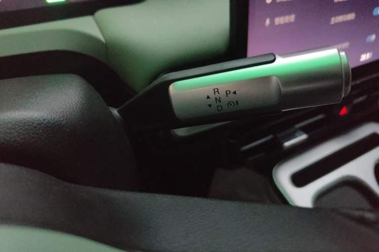 Used AION Y 2022 Plus 80 Intelligent Driving Edition Gear Lever