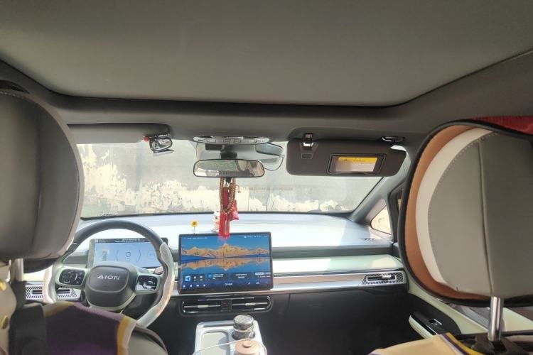 Used AION Y 2022 Plus 70 Smart Edition Headliner
