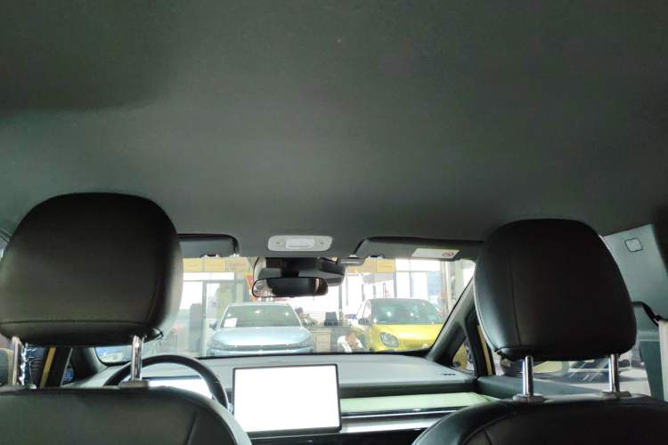 Used AION Y 2022 Plus 70 Enjoy Edition Headliner