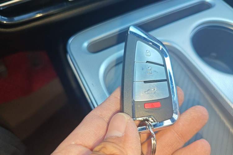 Used AION Y 2022 Plus 70 Smart Edition Interior 1