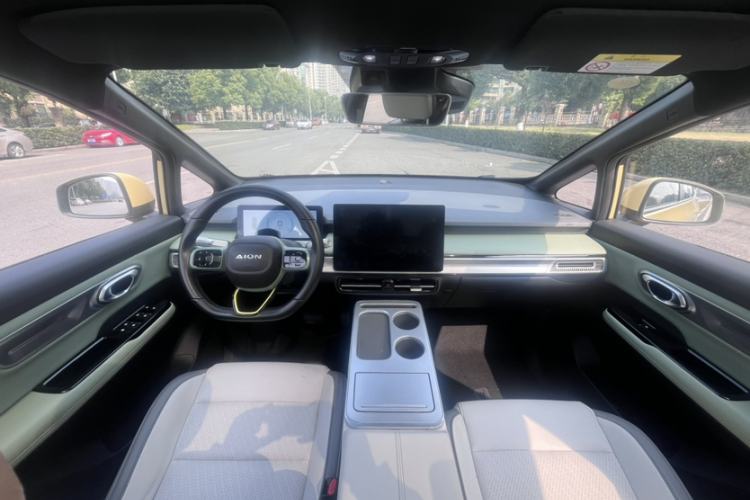 Used AION Y 2022 Plus 80 Intelligent Driving Edition Interior 4