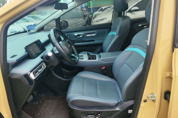 Used AION Y 2022 Plus 70 Smart Edition Left Front Seat