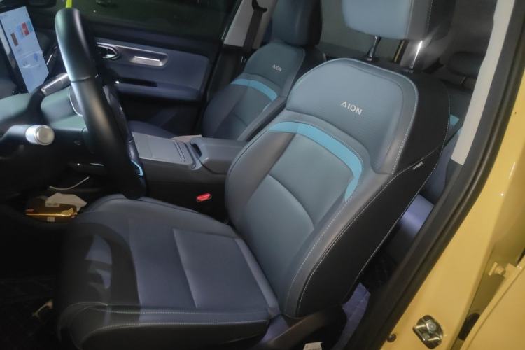 Used AION Y 2022 Plus 70 Smart Edition Left Front Seat