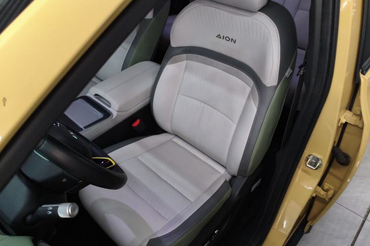 Used AION Y 2022 Plus 70 Smart Edition Left Front Seat