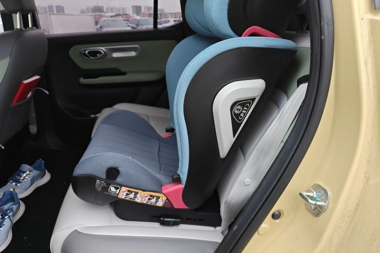 Used AION Y 2022 Plus 80 Intelligent Driving Edition Left Rear Seat