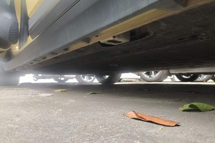 Used AION Y 2022 70 Tech Edition Lithium Iron Phosphate Left Side Sill