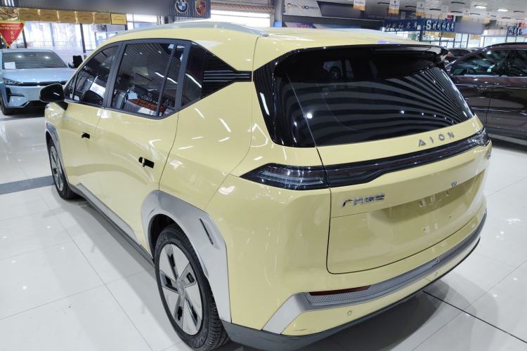 Used AION Y 2022 Plus 70 Enjoy Edition Rear Left 45 Deg