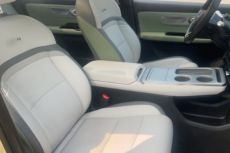 Used AION Y 2022 Plus 80 Intelligent Driving Edition Right Front Seat